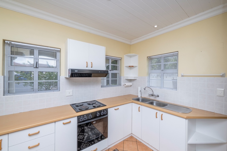 2 Bedroom Property for Sale in Vierlanden Western Cape